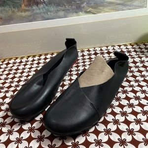 Kunsto Flat shoes